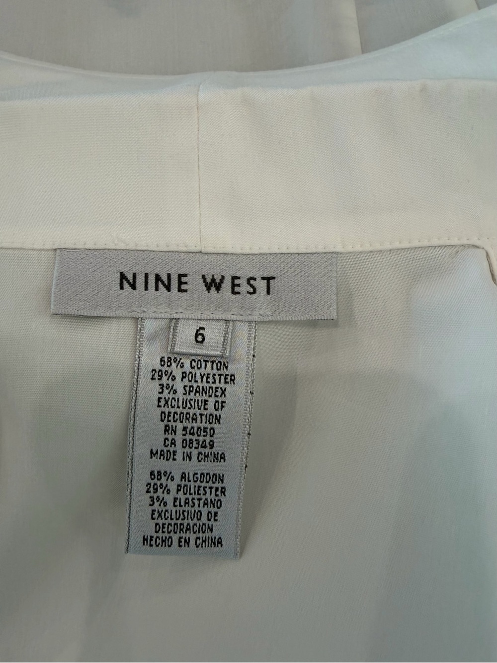 Pretty Nine West White Embellished Button-Front Blouse with Crystals, Size 6 - Picture 12 of 12